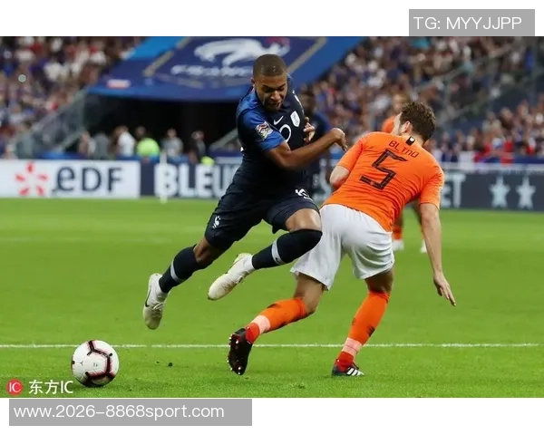 荷兰足球转型之路防线稳固锋线依赖德佩的艰难时刻